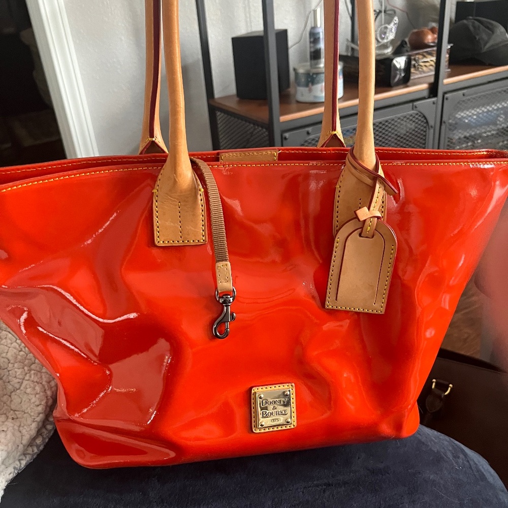 Dooney and Bourke shoulder bag